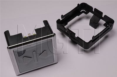BOUTON "FERMETURE" ASSEMBLE FOCUS HCC 